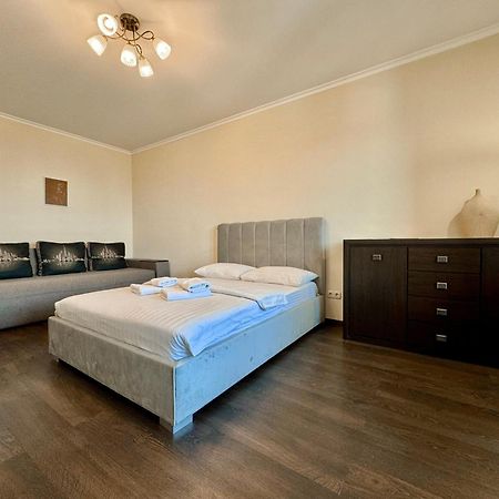 Apartpoltava Світлі Просторі Апартаменти 80М2 , 2-Окремі Кімнати, Новобудова Центр Чек Банківський Exteriör bild
