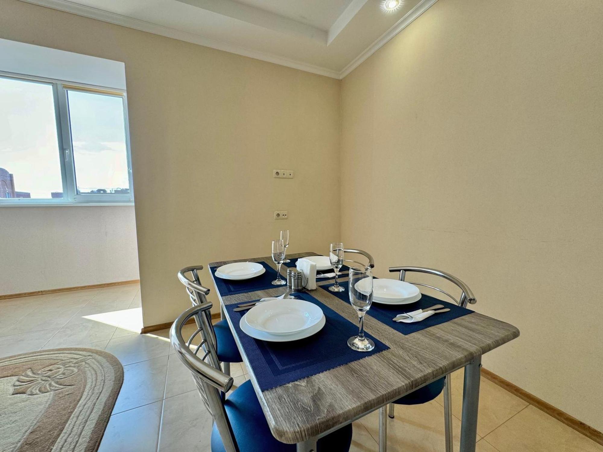 Apartpoltava Світлі Просторі Апартаменти 80М2 , 2-Окремі Кімнати, Новобудова Центр Чек Банківський Exteriör bild