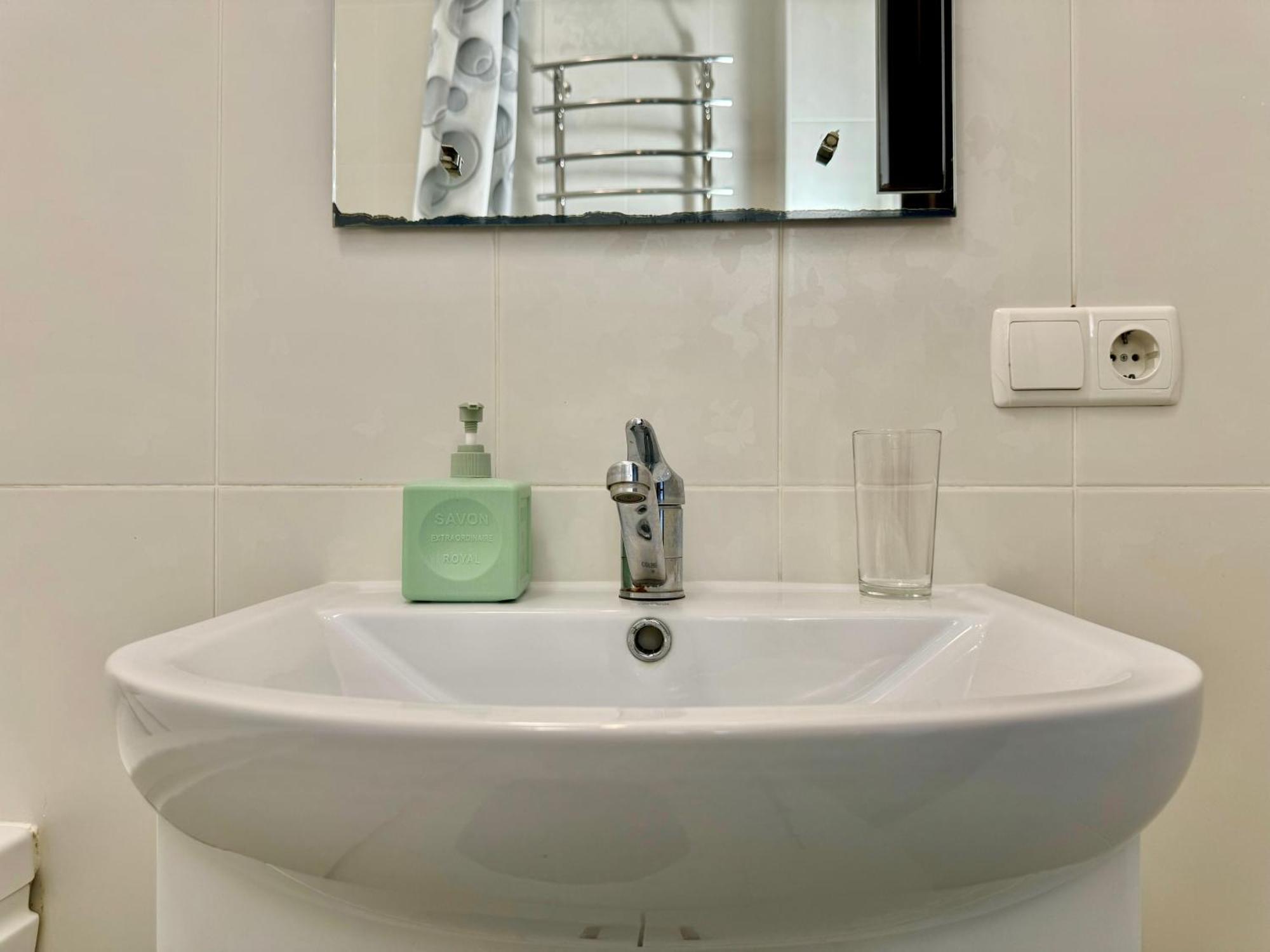 Apartpoltava Світлі Просторі Апартаменти 80М2 , 2-Окремі Кімнати, Новобудова Центр Чек Банківський Exteriör bild